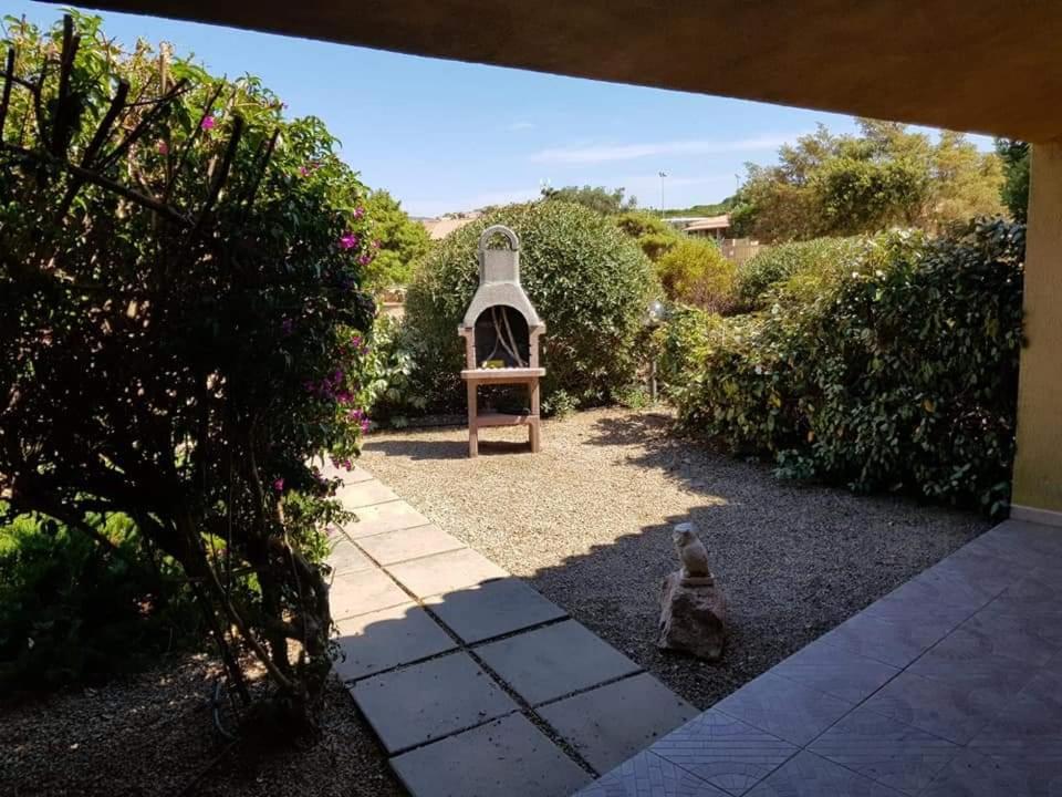 Casa Vacanze Villa Sandrina Costa Paradiso Bagian luar foto