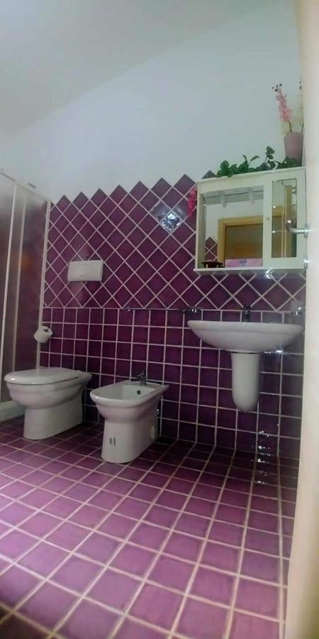 Casa Vacanze Villa Sandrina Costa Paradiso Bagian luar foto