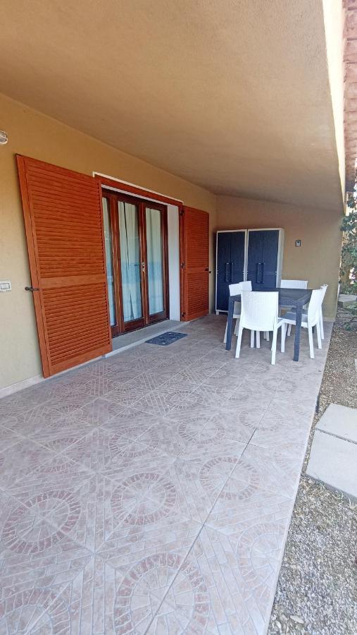 Casa Vacanze Villa Sandrina Costa Paradiso Bagian luar foto