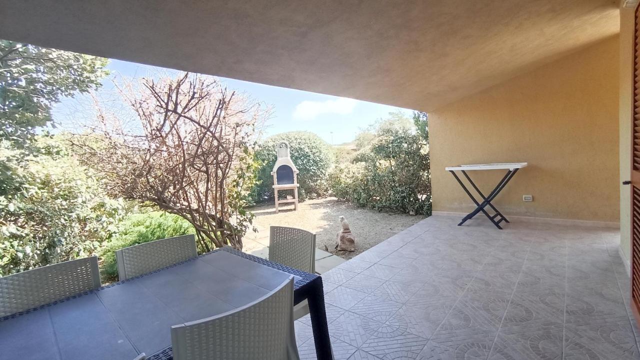 Casa Vacanze Villa Sandrina Costa Paradiso Bagian luar foto